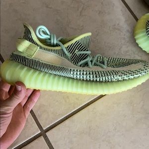 Yeezy boost 350 v2